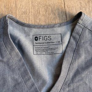 FIGS Graphite Women Scrubs Set